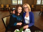 Anna Dymna i Agata Młynarska w trakcie nagrania programu „Jaka Ona jest?” telewizji Polsat, fot.: Maria Winek