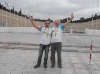 Tomasz Manikowski i Marek Gieruszyński po zakończeniu Maratonu Ateńskiego